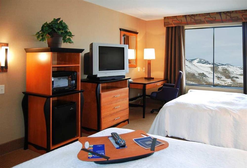 Hampton Inn & Suites Карсон-Сіті Номер фото